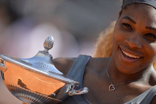 Mescolando italiano e inglese, la 32enne fuoriclasse americana ha ringraziato il suo allenatore e il pubblico che gremiva il Centrale del Foro Italico.